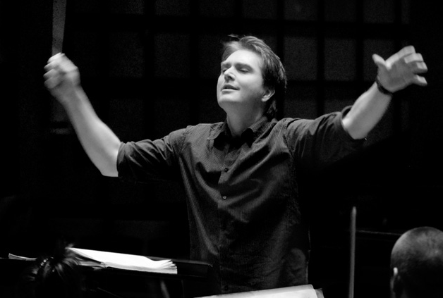 Conductor: James Lowe