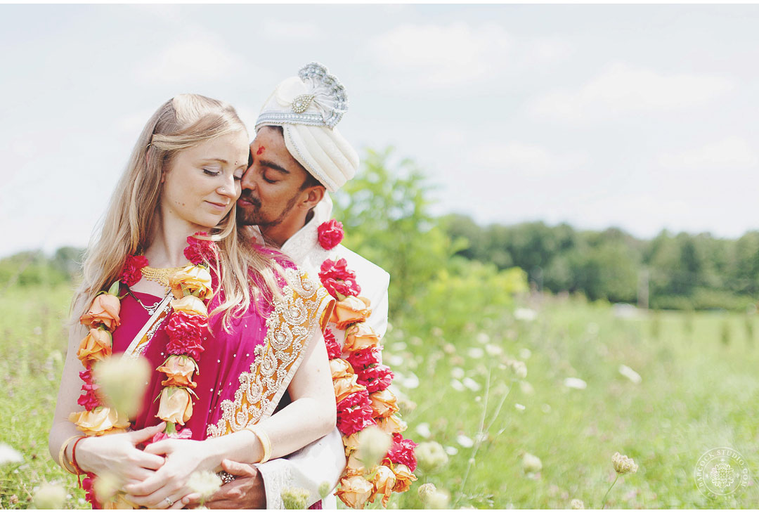 liz-nupur-indian-hindu-dayton-wedding-photography-18.jpg