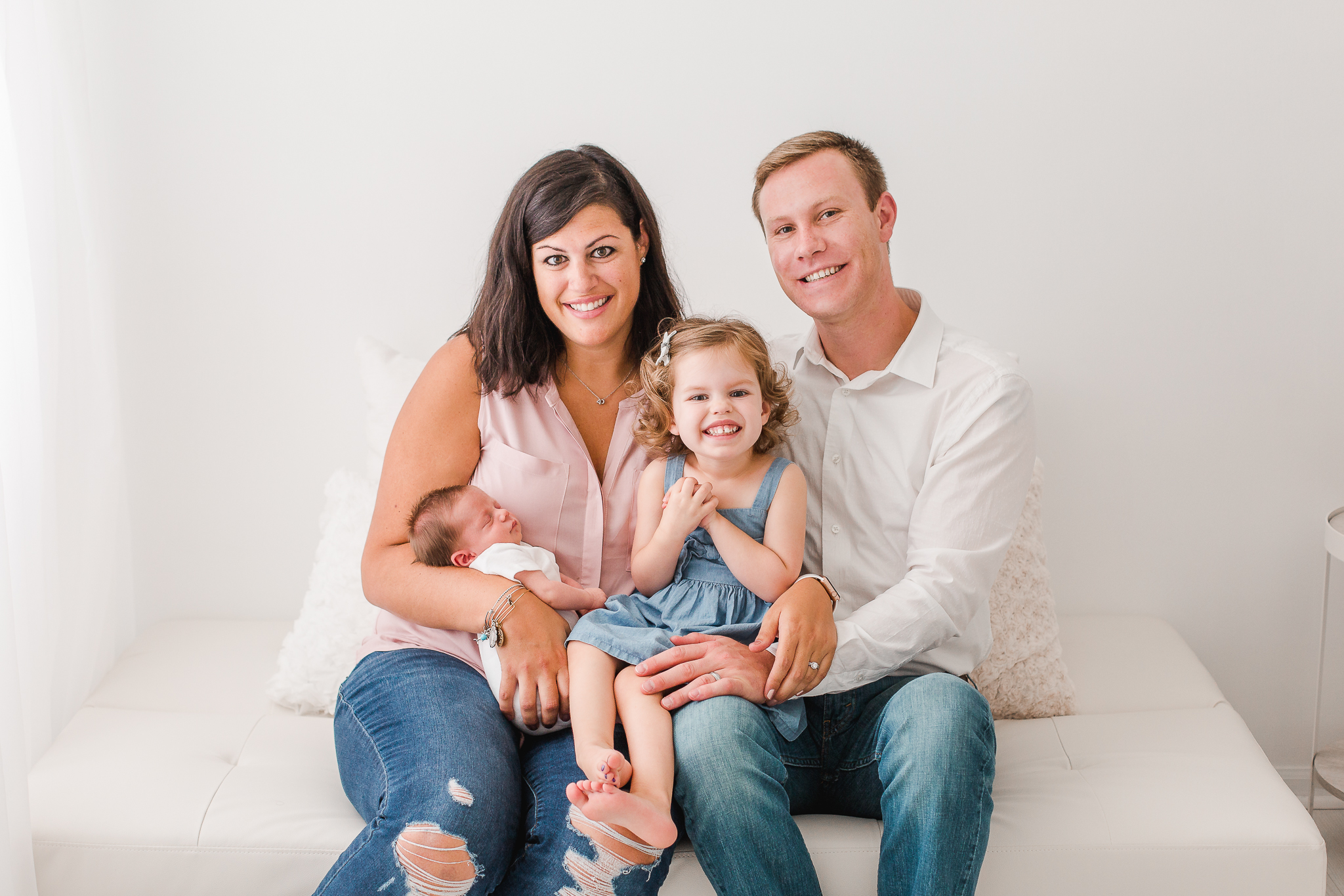 Family Newborn Photo in Columbus, Ohio