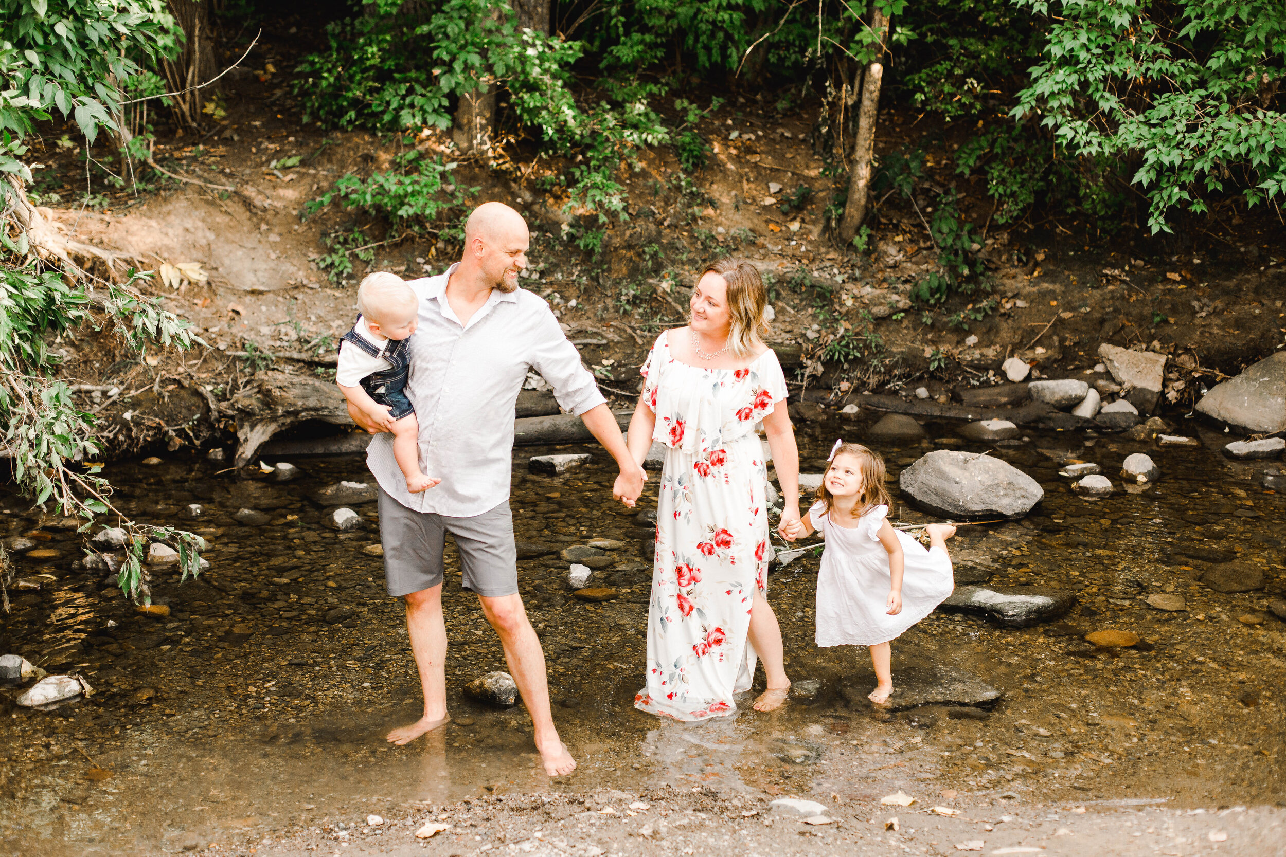  Family portraits in a creek located in Grove City, Ohio 