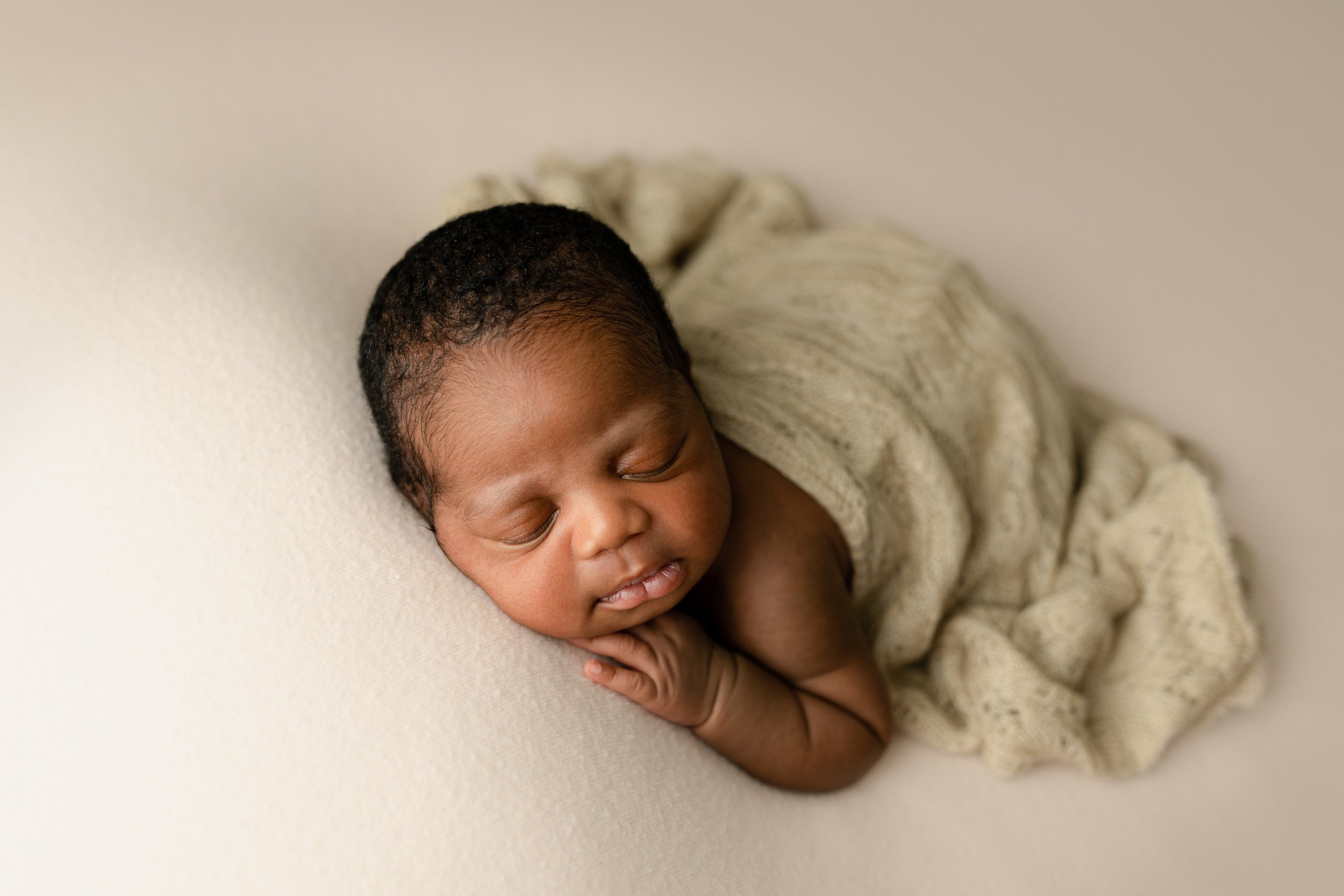 zayne-columbus-newborn-photographer-35.jpg