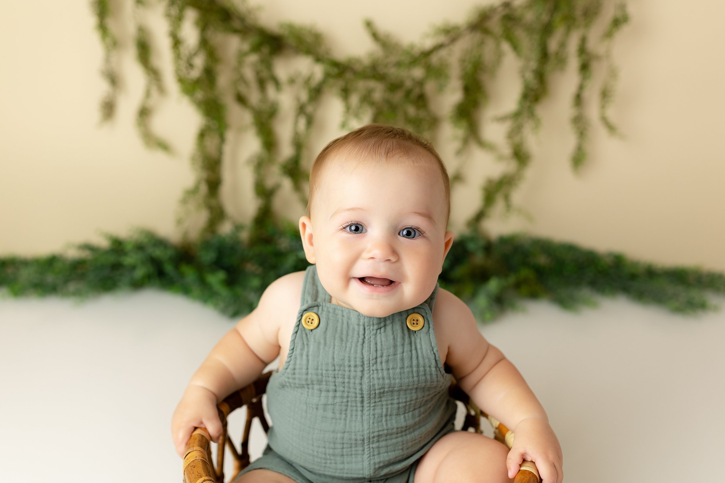 aiden-12-months-columbus-baby-photographer-23.jpg