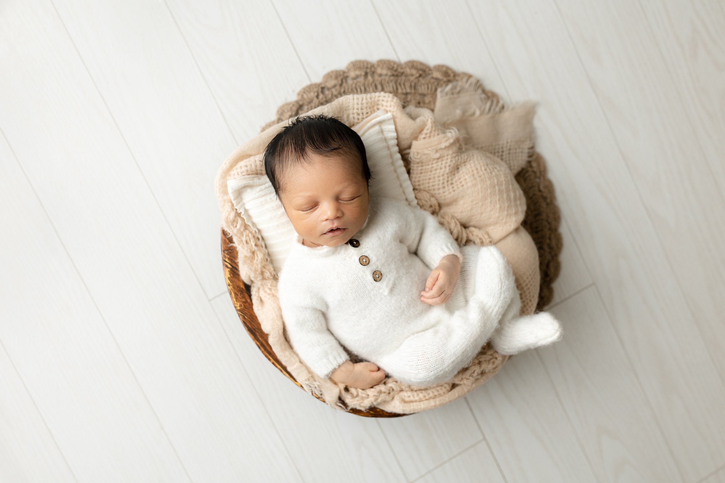 sakari-columbus-newborn-photographer-13.jpg