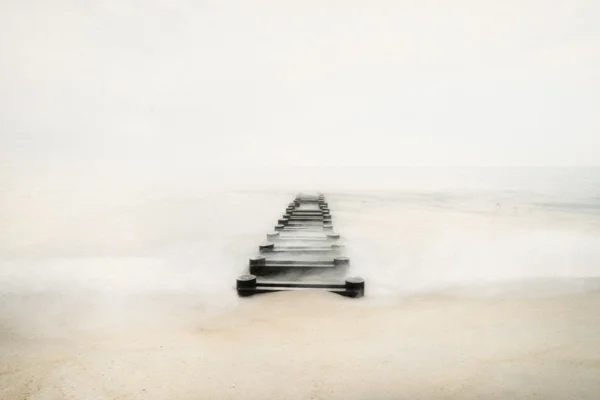 Minehan Exhibit Reviewed by Wash. Post; Closing Reception this Week