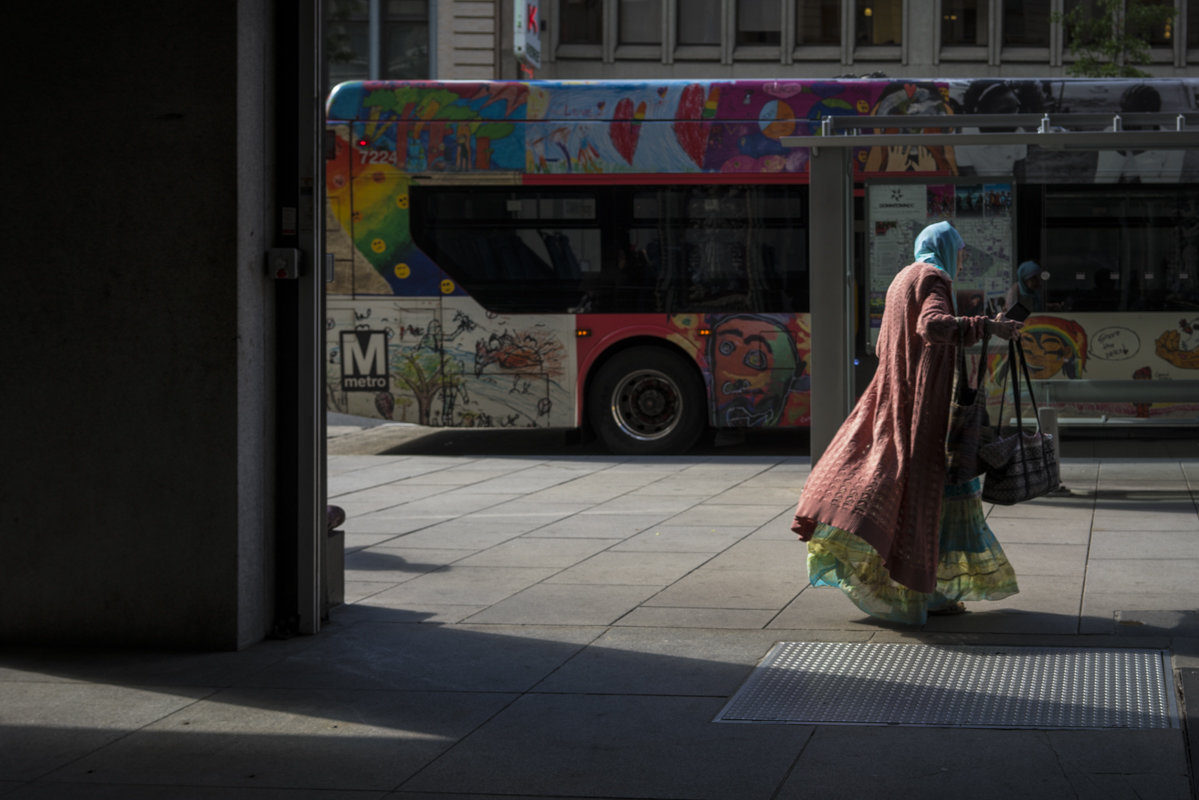 07-Bus Stop