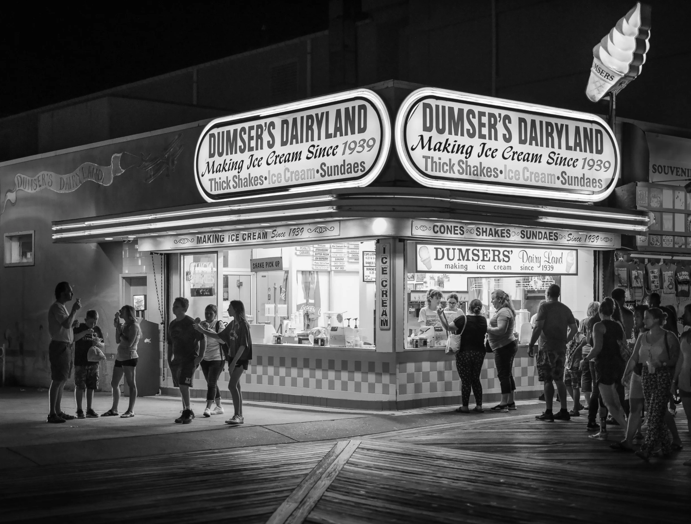  Eric Johnson’s Urban Landscapes  By Rindy O’Brien at HillRag