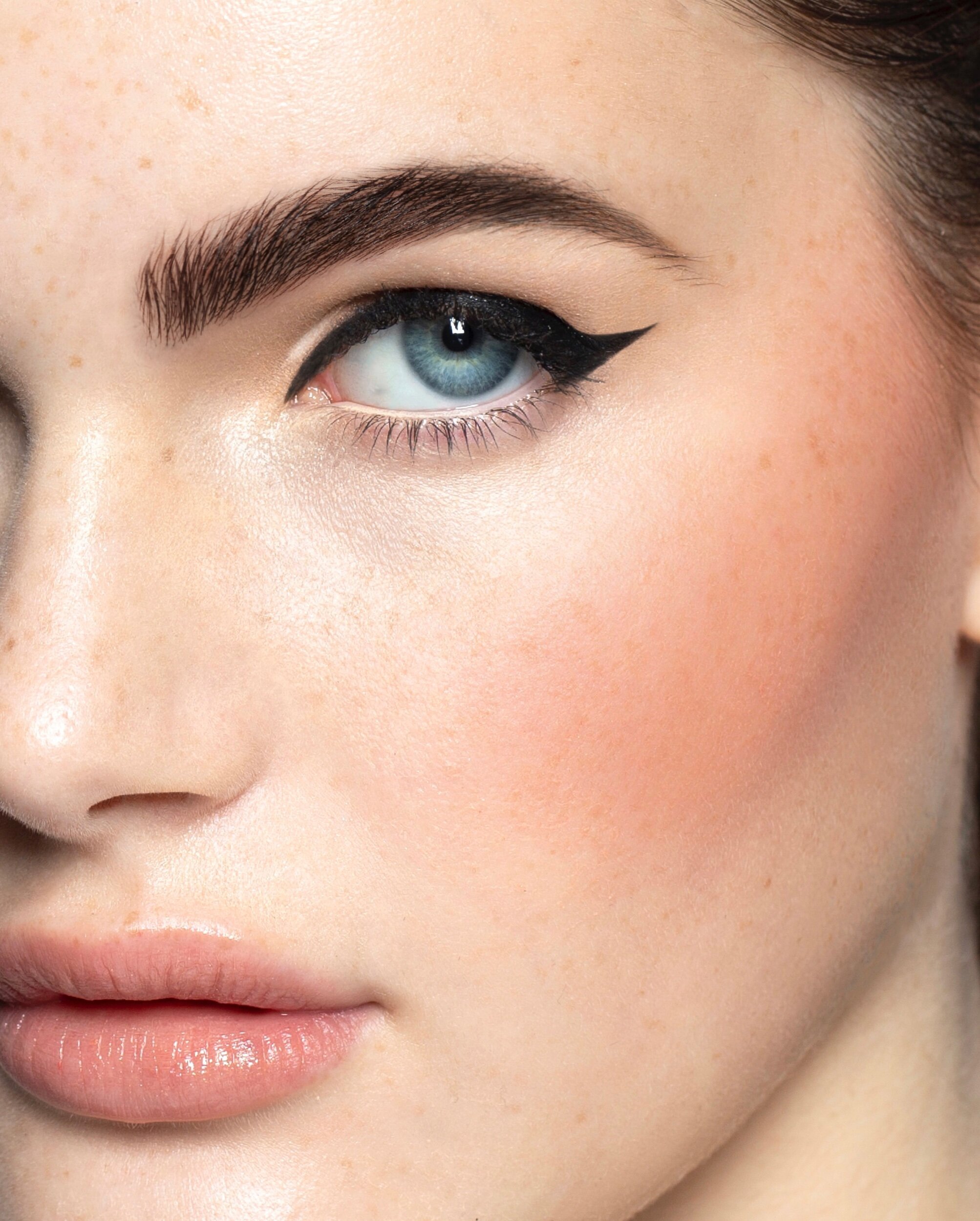 Surratt Beauty eyeliner/ blush/ brow campaign