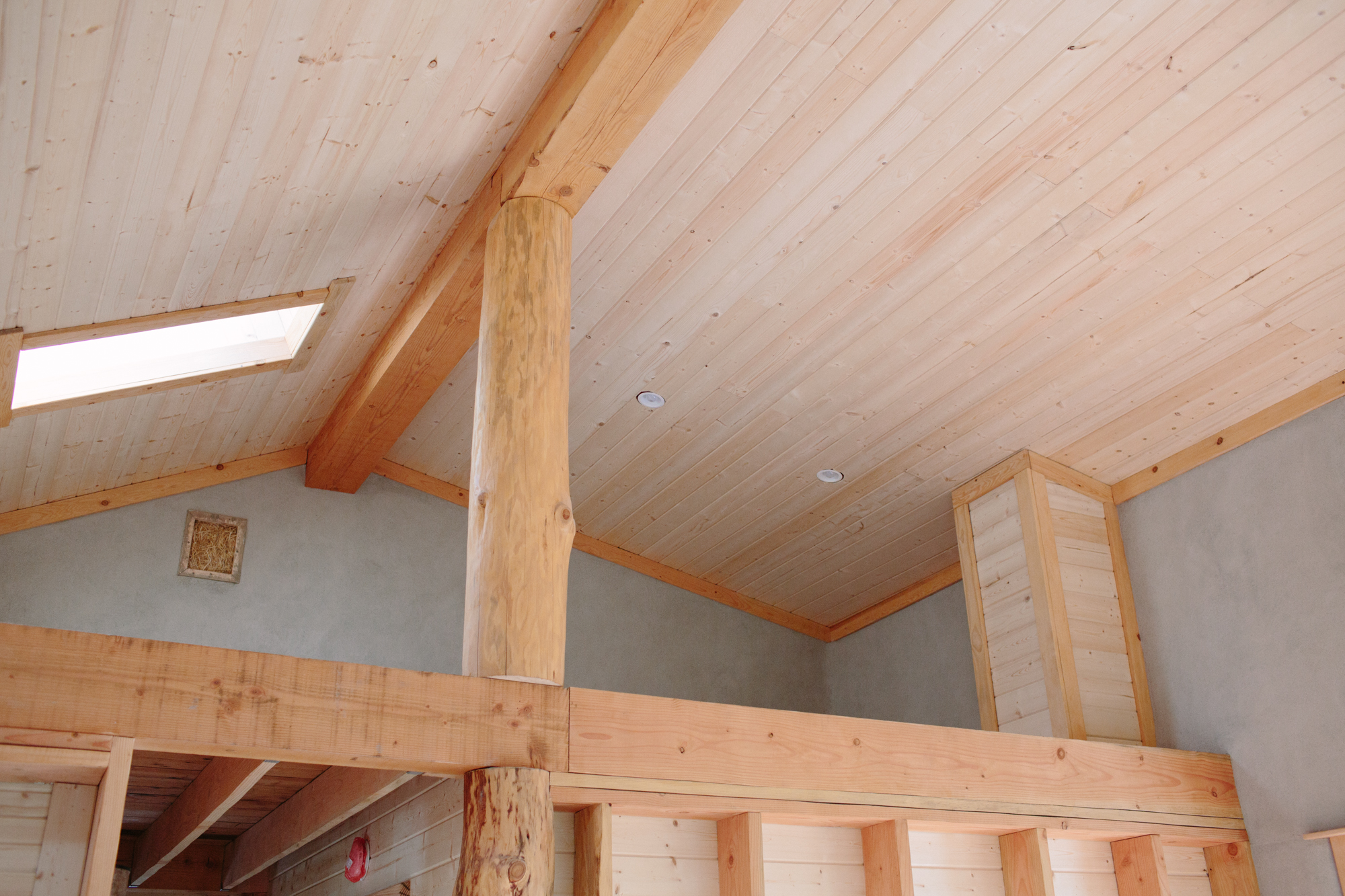 natural building strawbale house