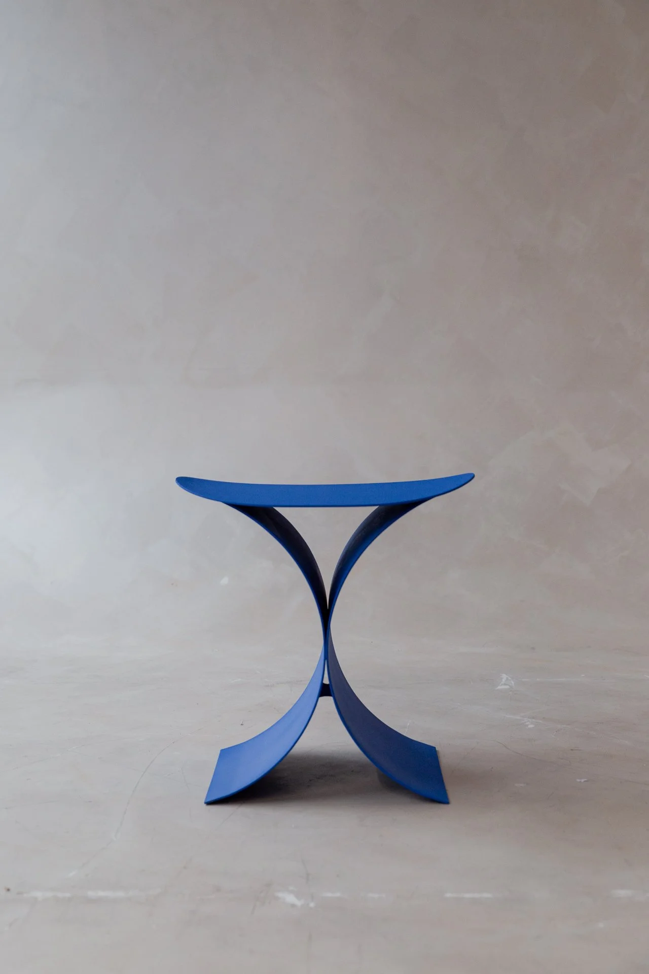 Tangent-Stool_01_Hero.jpg