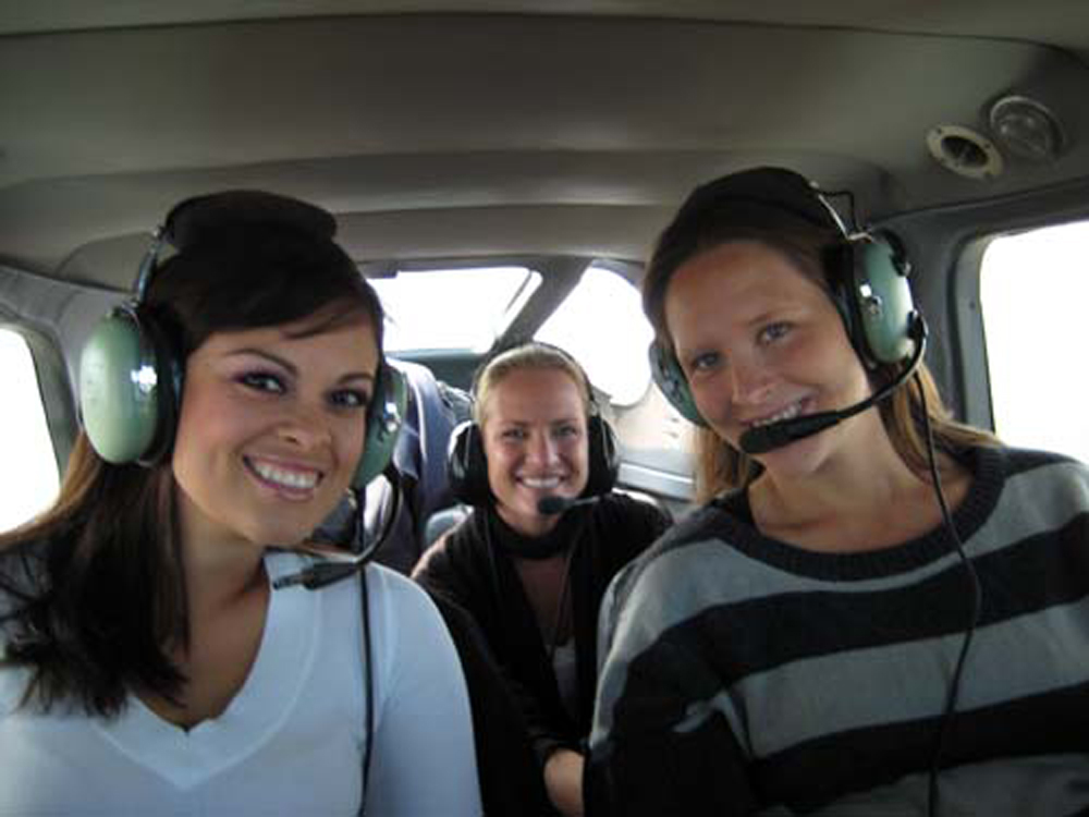 Up to 5 passengers per airplane