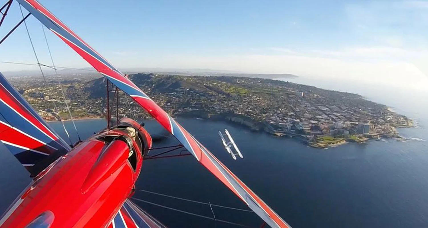 Best_Biplane_Tour_tailchase_web.jpg