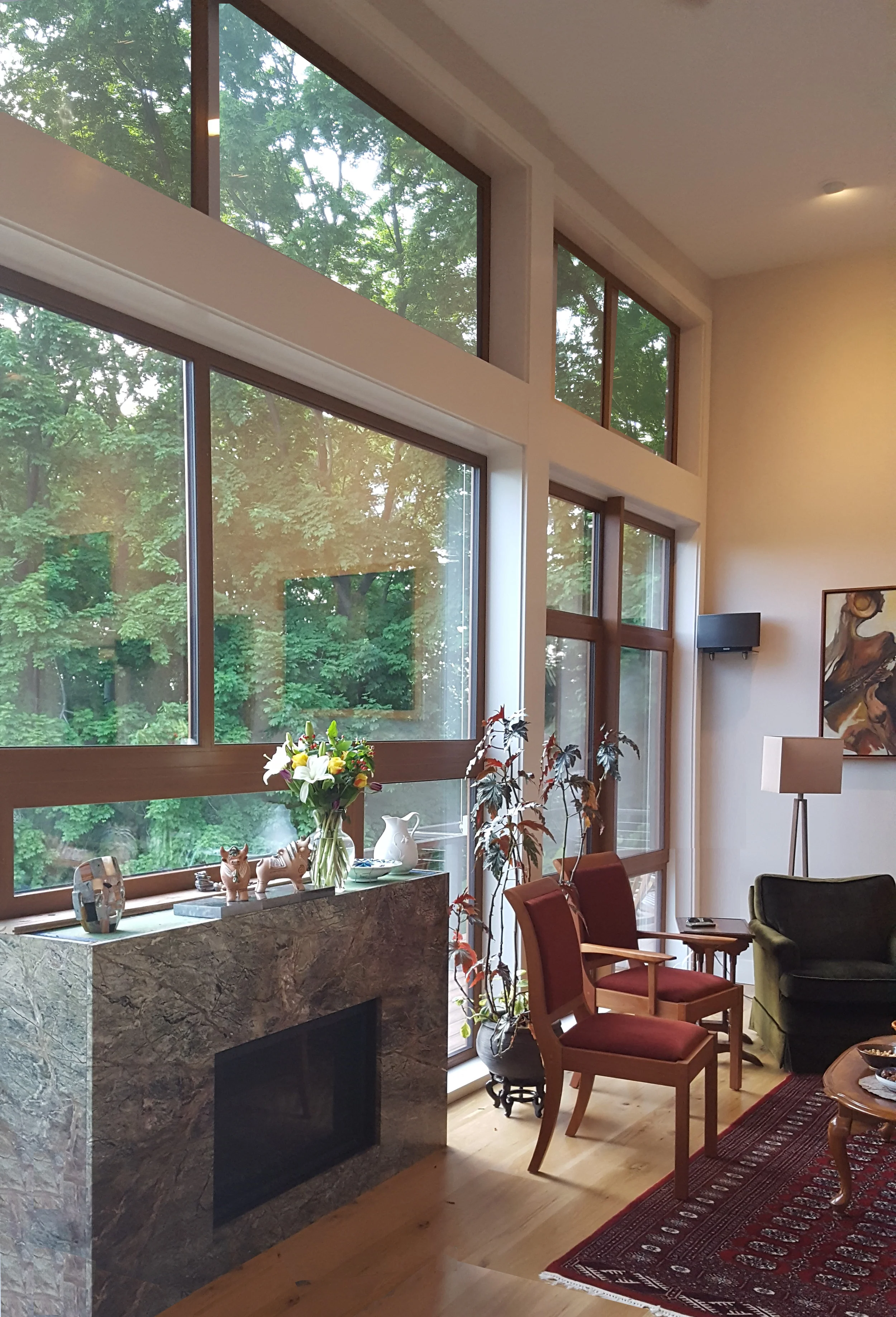 Living Room 1.jpg