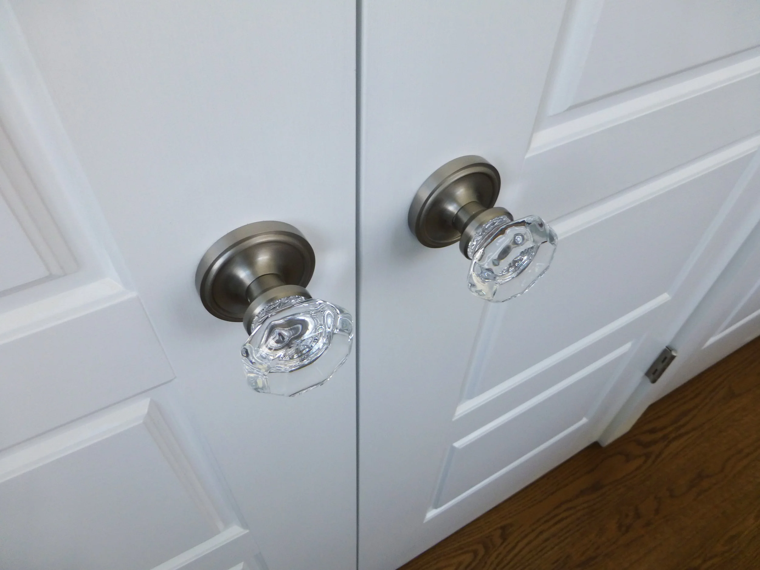 Taft door knobs.jpg
