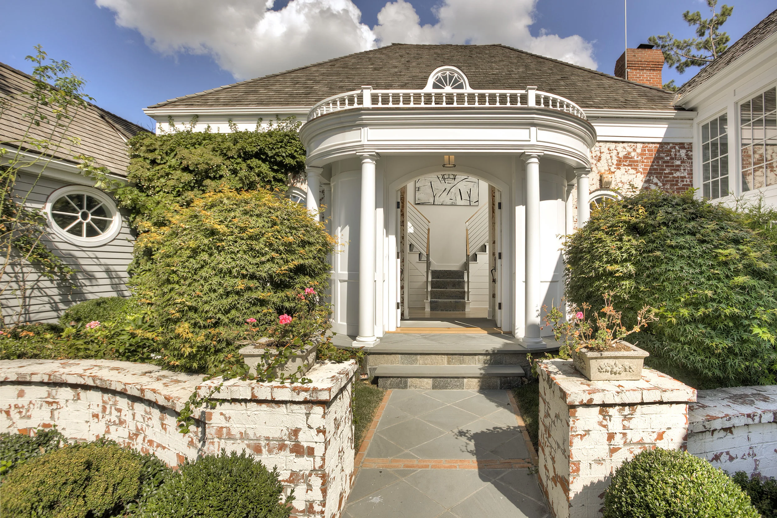 224_Dolphin_Cove_Quay_Exterior_02.jpg