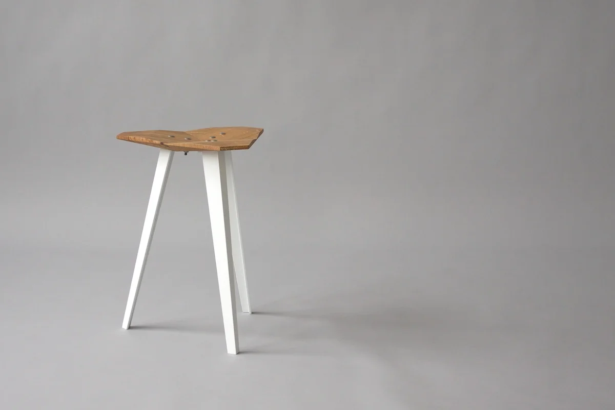 D117_Stool_whiteLegs_1200.jpg