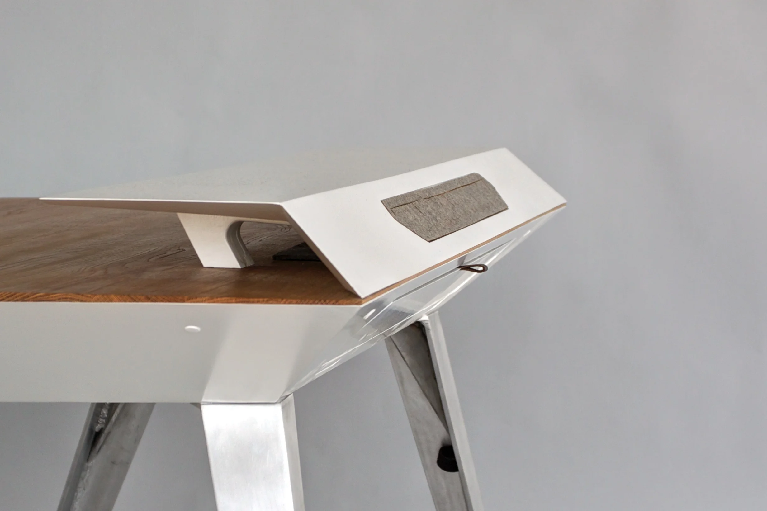 D117 Desk Rear.jpg