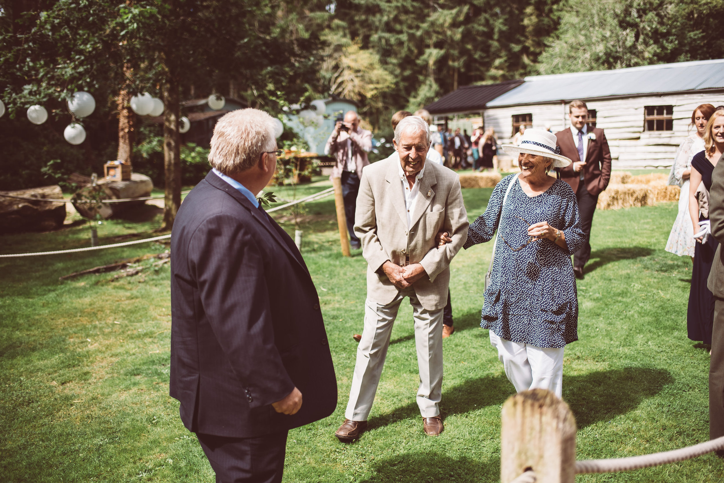 weddings-in-the-wood-rustic-garden-party-wedding-89.jpg