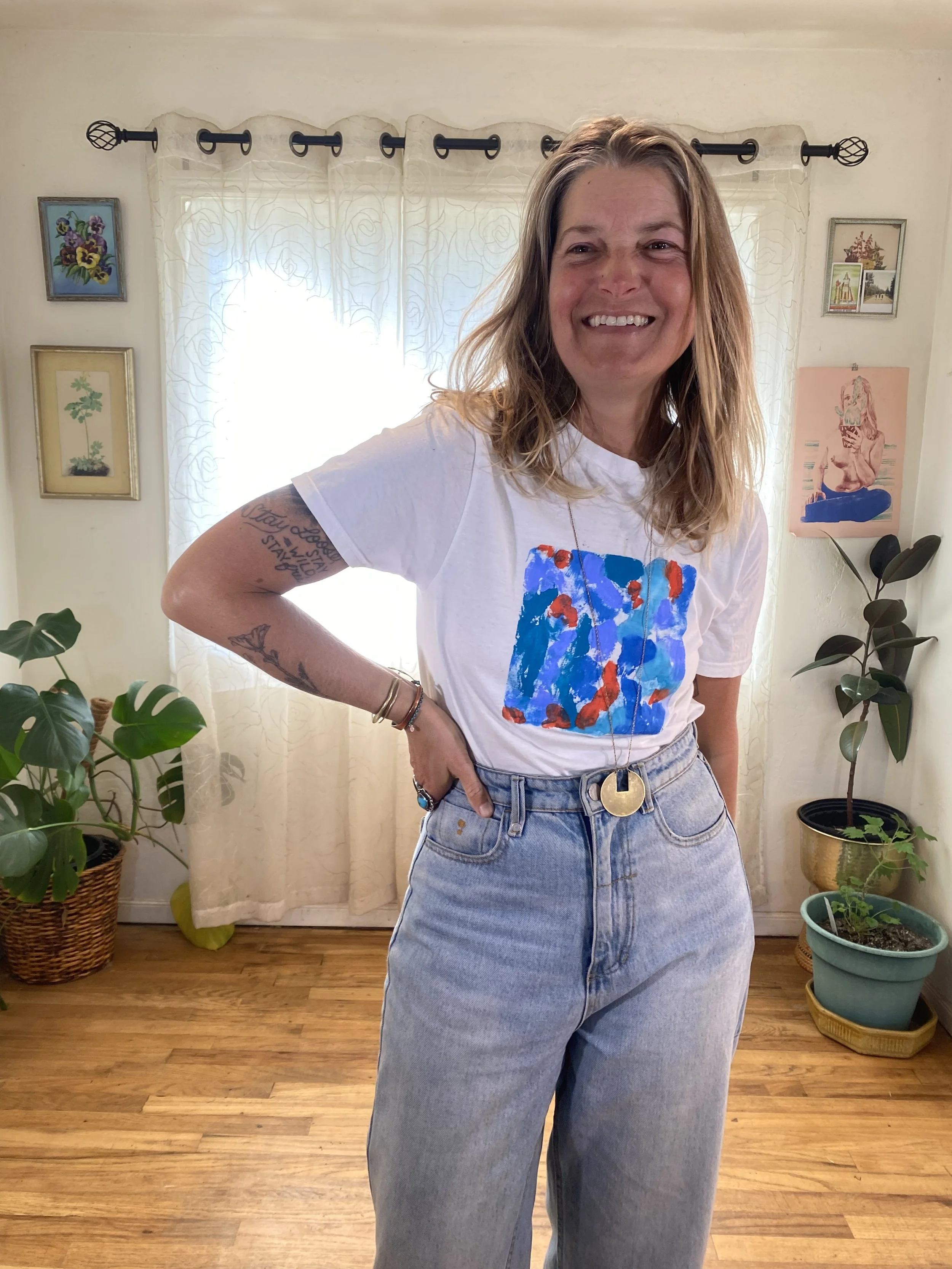 Art Magic T-shirt (small)