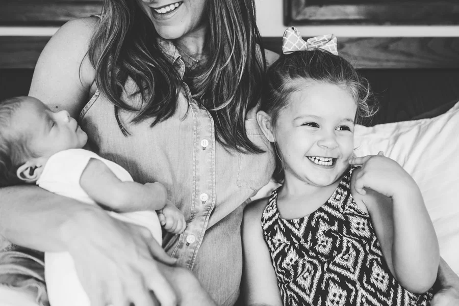 009-happy-sister.jpg