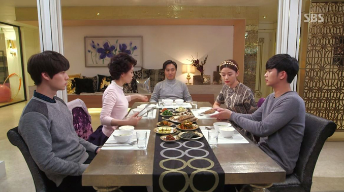 courtesy of www.koreandramafashion.com