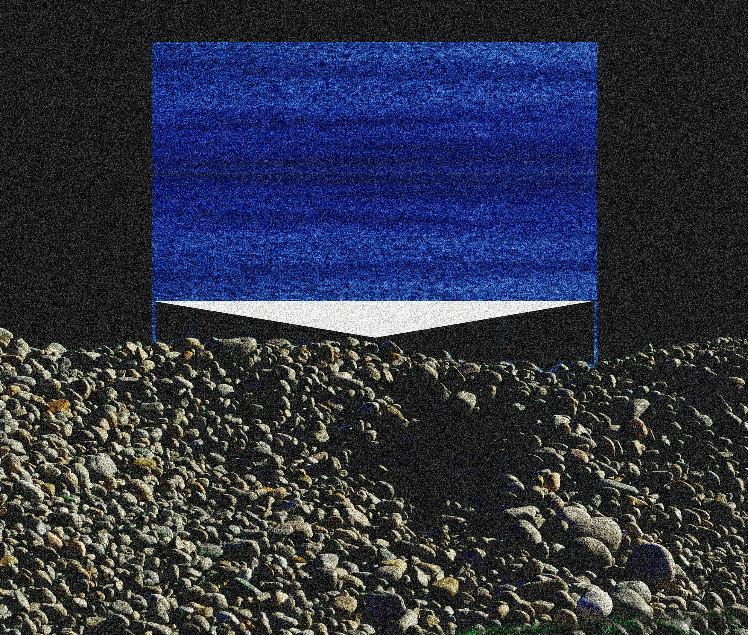 pebblsdge-bsdfasdfvgach.jpg