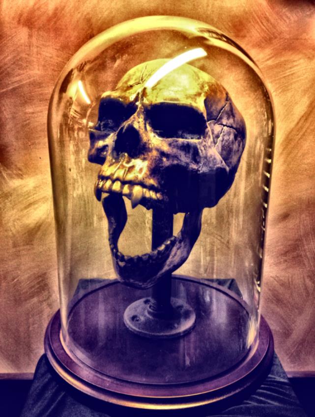 The glass contains the smell, but not the heebie-jeebies.