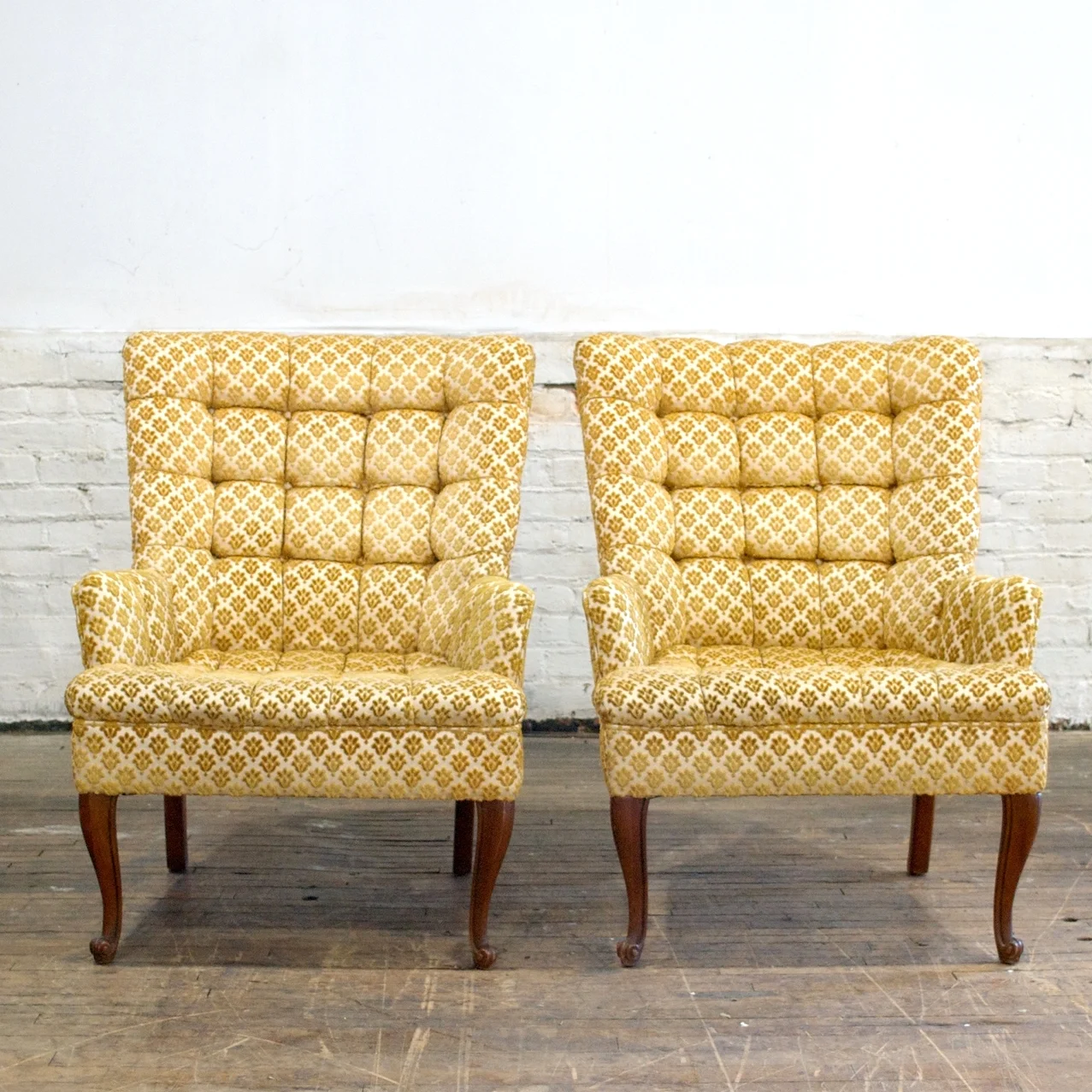 Fox and Finch Vintage RentalsFox and Finch Vintage Rentals