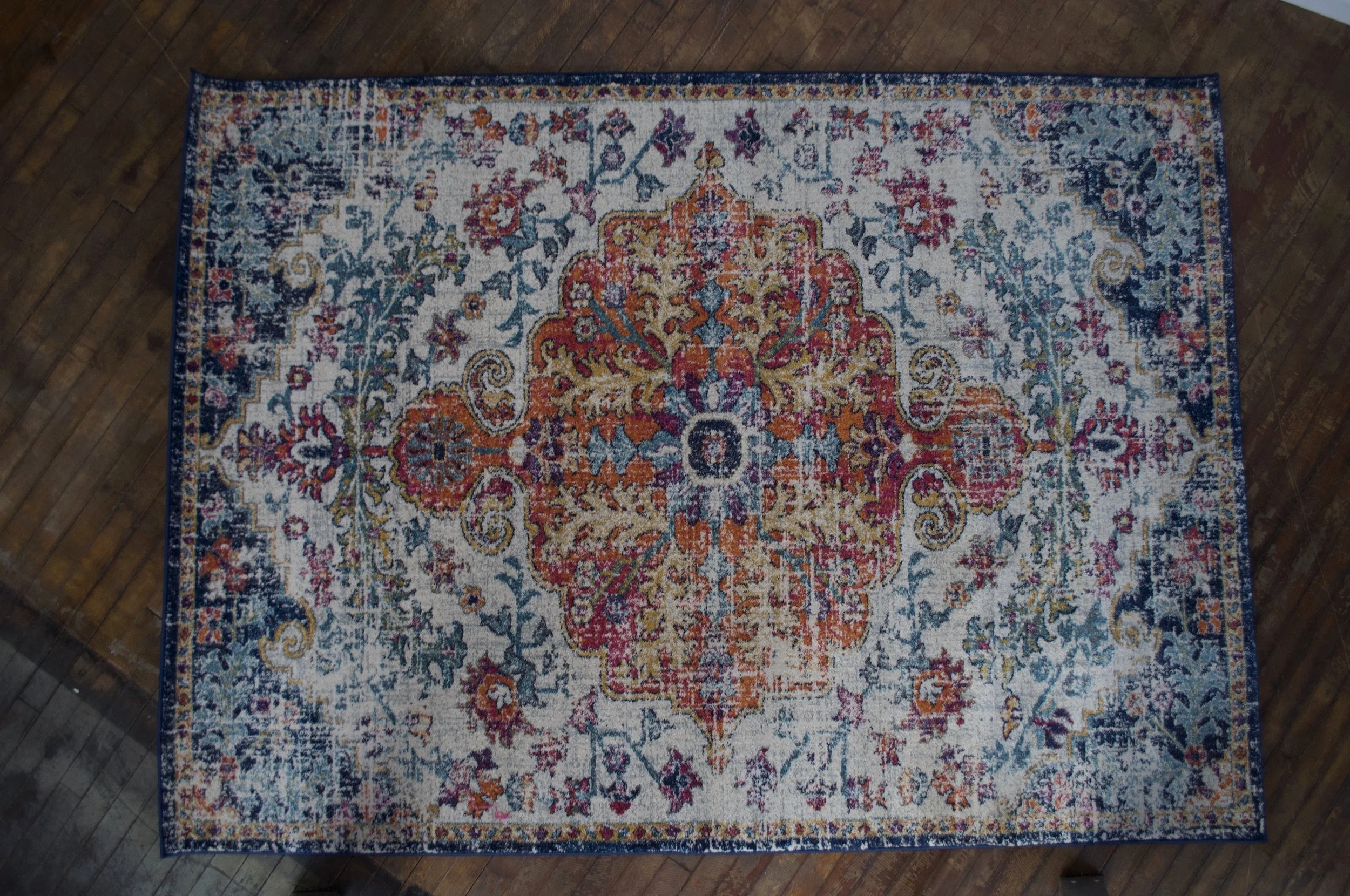 Agatha Rug (5 x8) $48