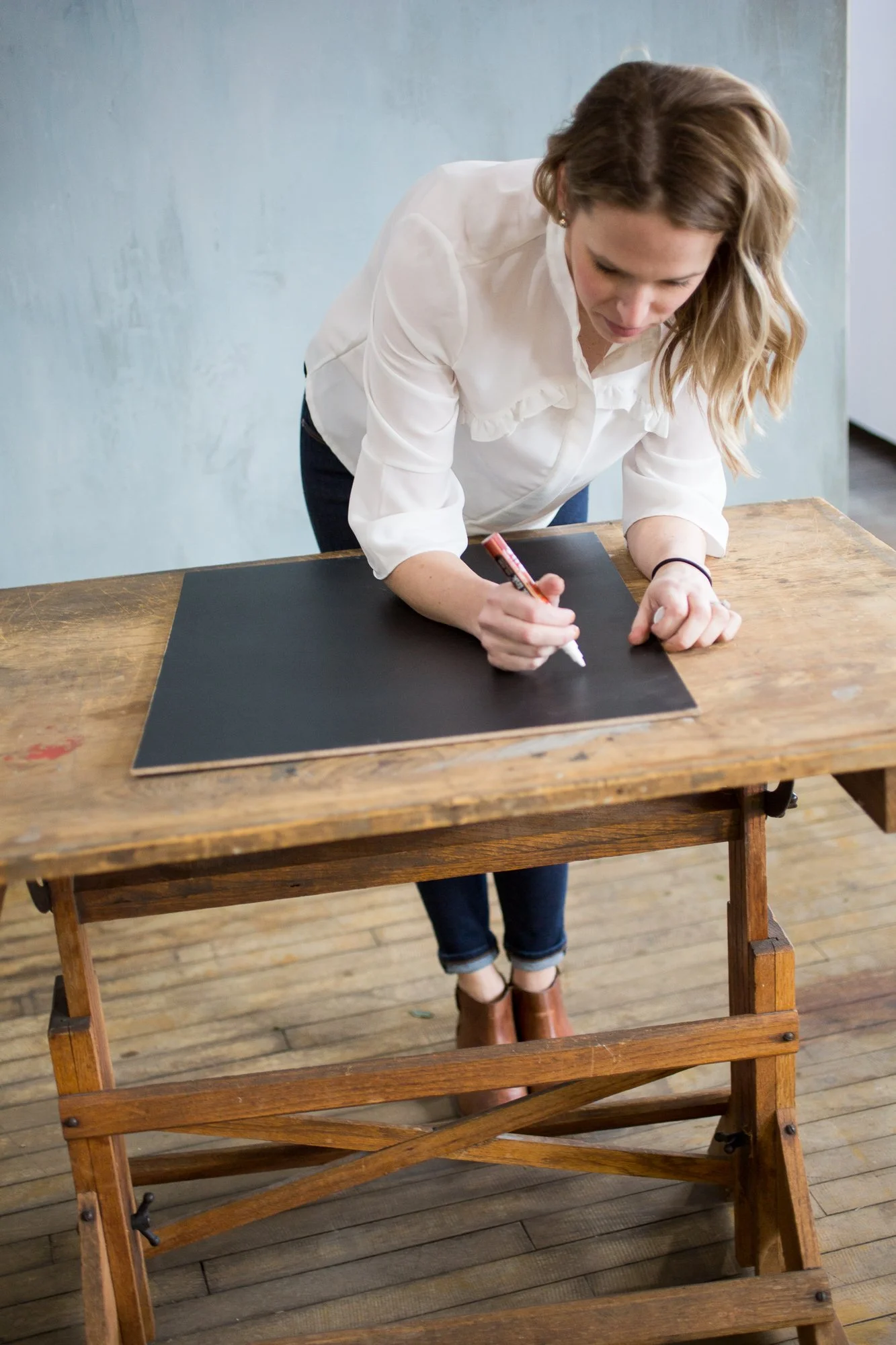 How to Use a Side Gig to Boost Your Wedding Savings Successfully