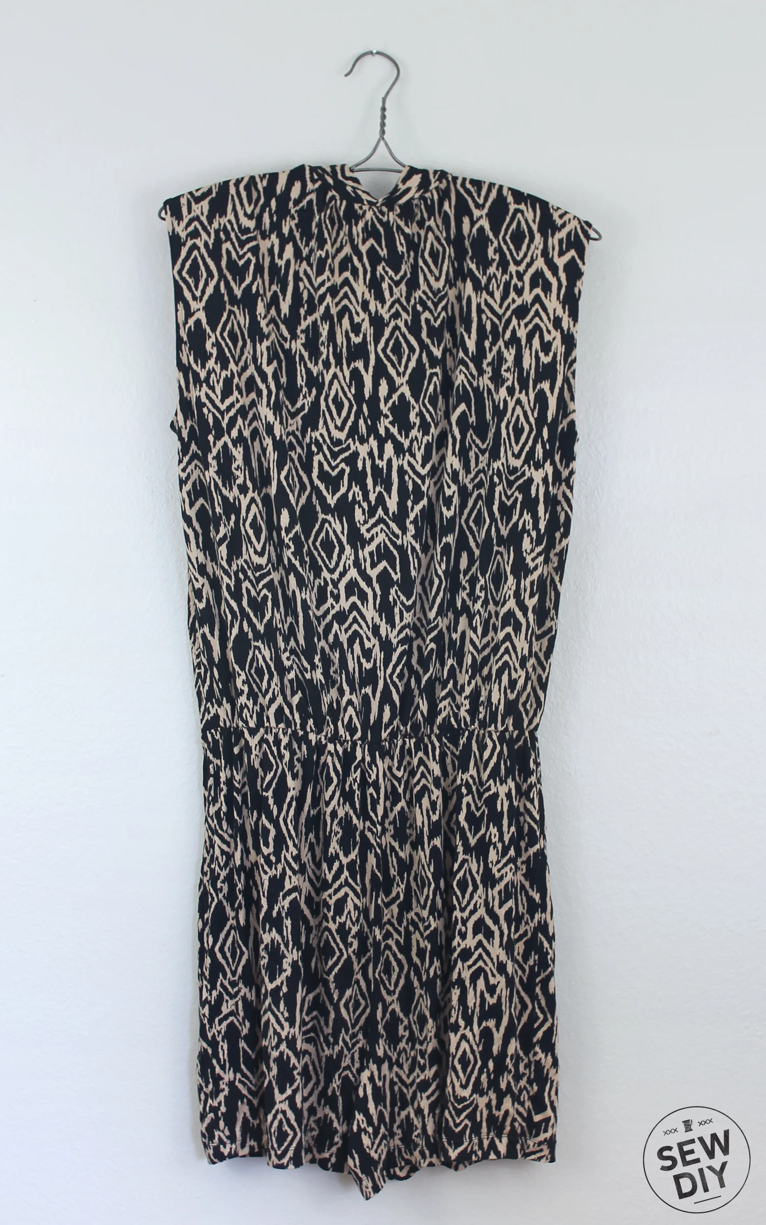 DIY Knit Shorts Jumpsuit McCall's M7099 | Sew DIY