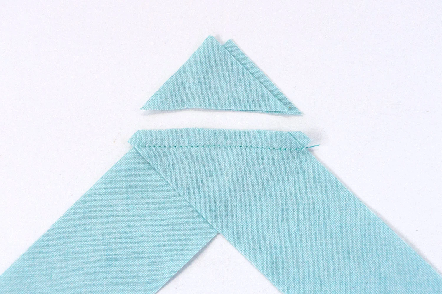 How to Sew a Woven Neck Binding in the Round Lou Box Dress Sewalong