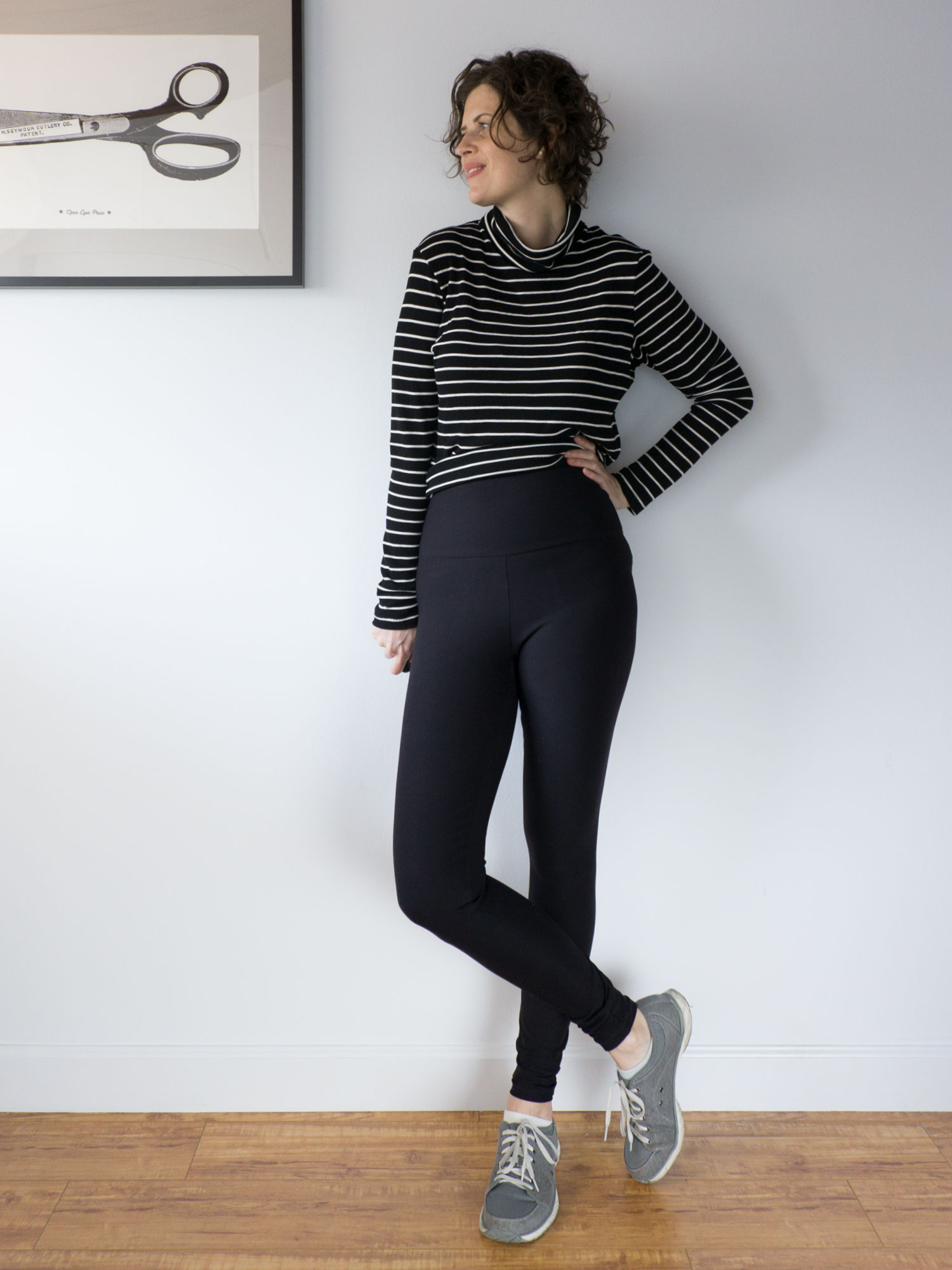 DIY Compression Leggings – Review of the Avery Leggings pattern by