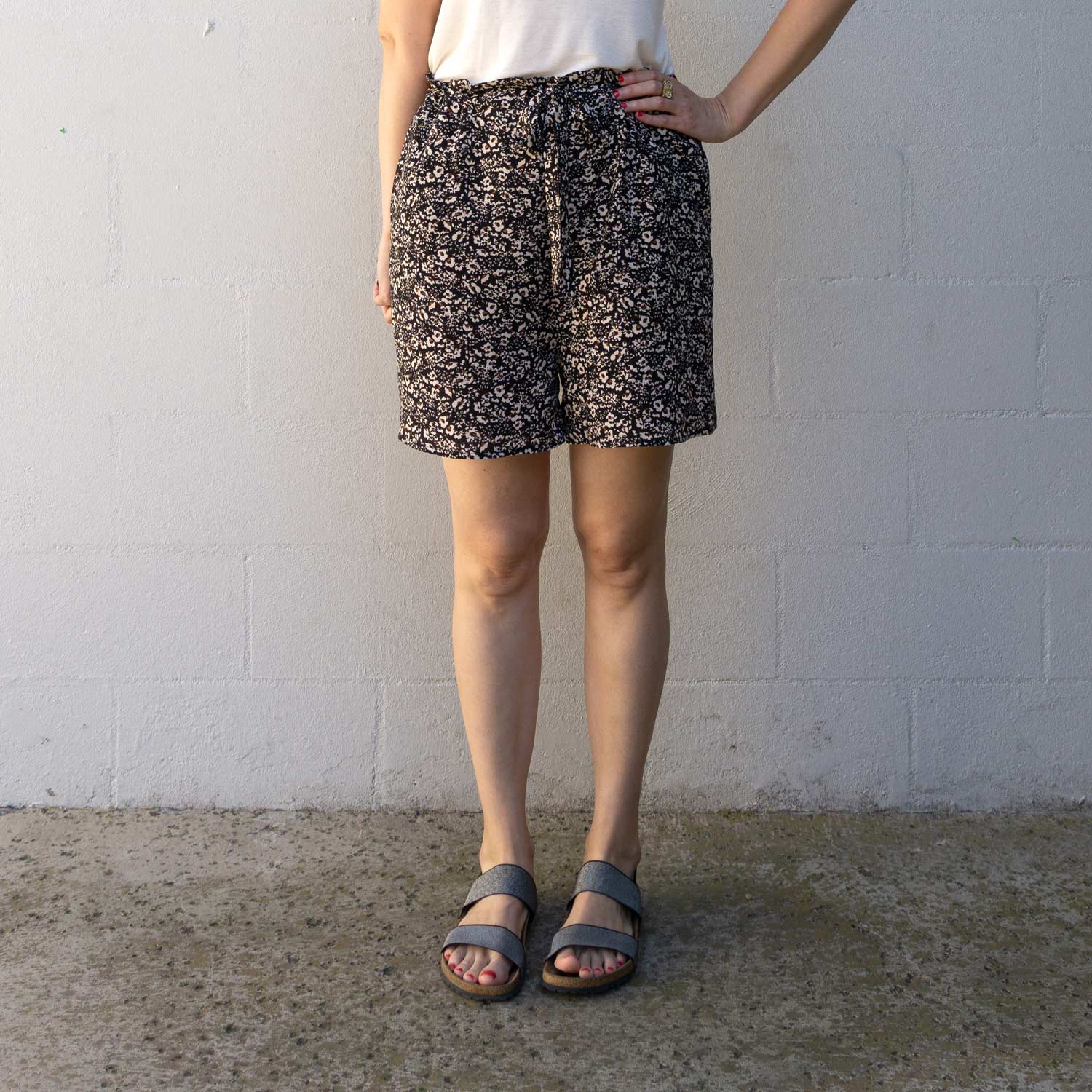 DIY Paperbag Shorts - Review of the Miller Shorts by Seamwork — Sew DIY
