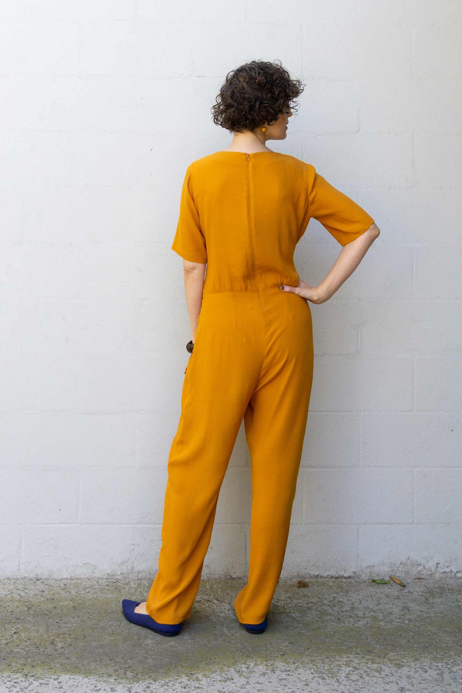 SewDIY-DanaJumpsuit-ViewA-back.jpg