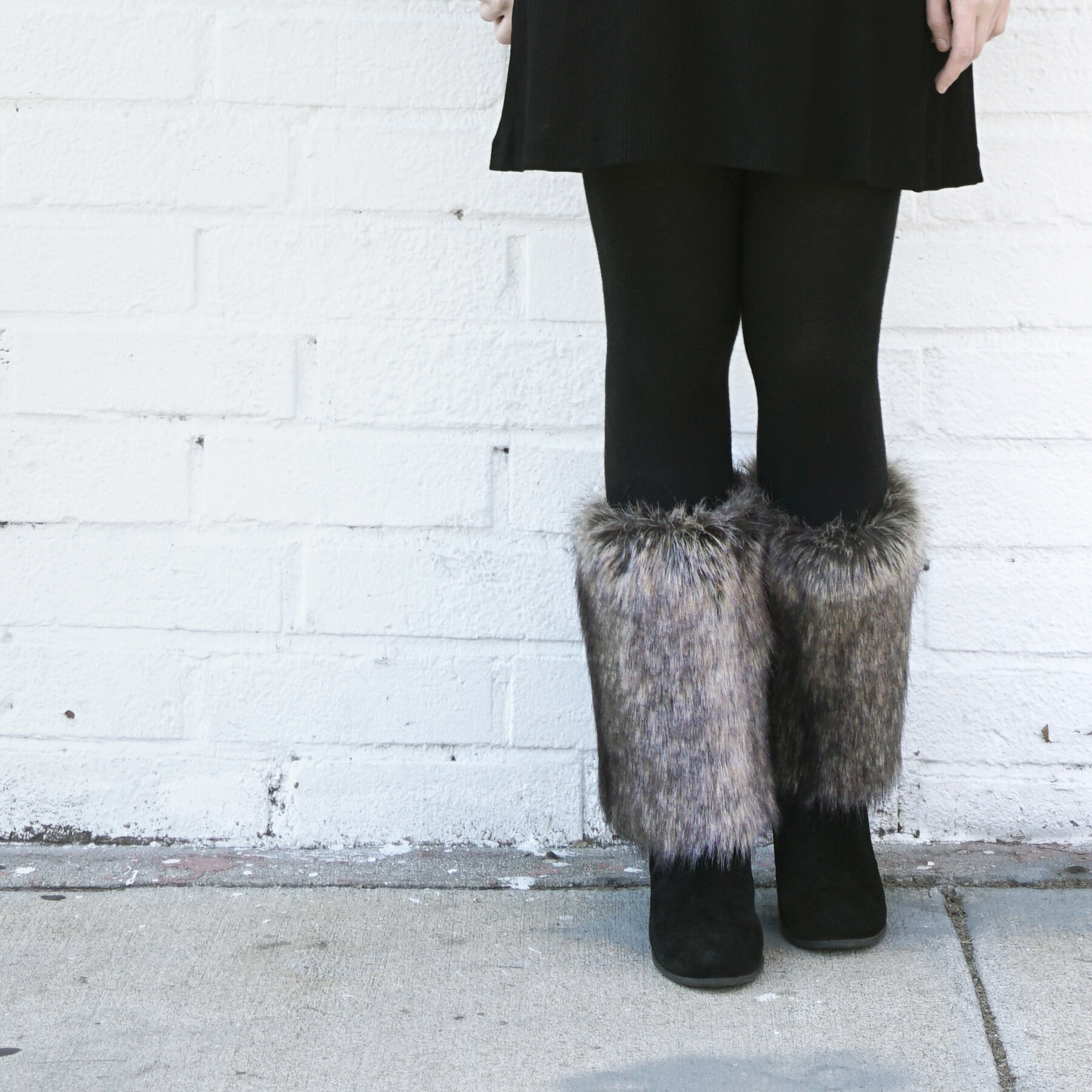 DIY+Tutorial+–+How+to+Sew+Fur+Bott+Covers+_+Sew+DIY.jpeg