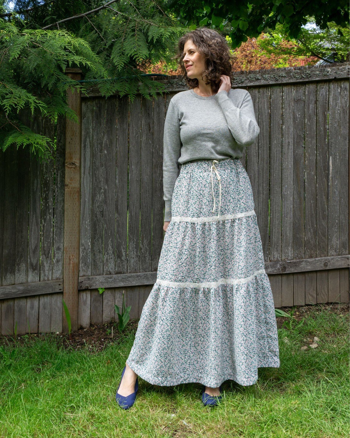 New self-drafted skirt! 🤗🧵 I have a new post on my Substack all about this elastic waist three-tier skirt. Over the past few weeks, I&rsquo;ve been sharing how to draft this skirt and now I'm sharing my own version&mdash;made to my custom measureme