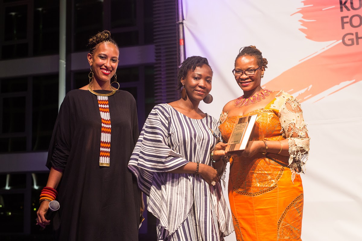 Theresa Ankomah, 1st runner up receiving her prize.jpg