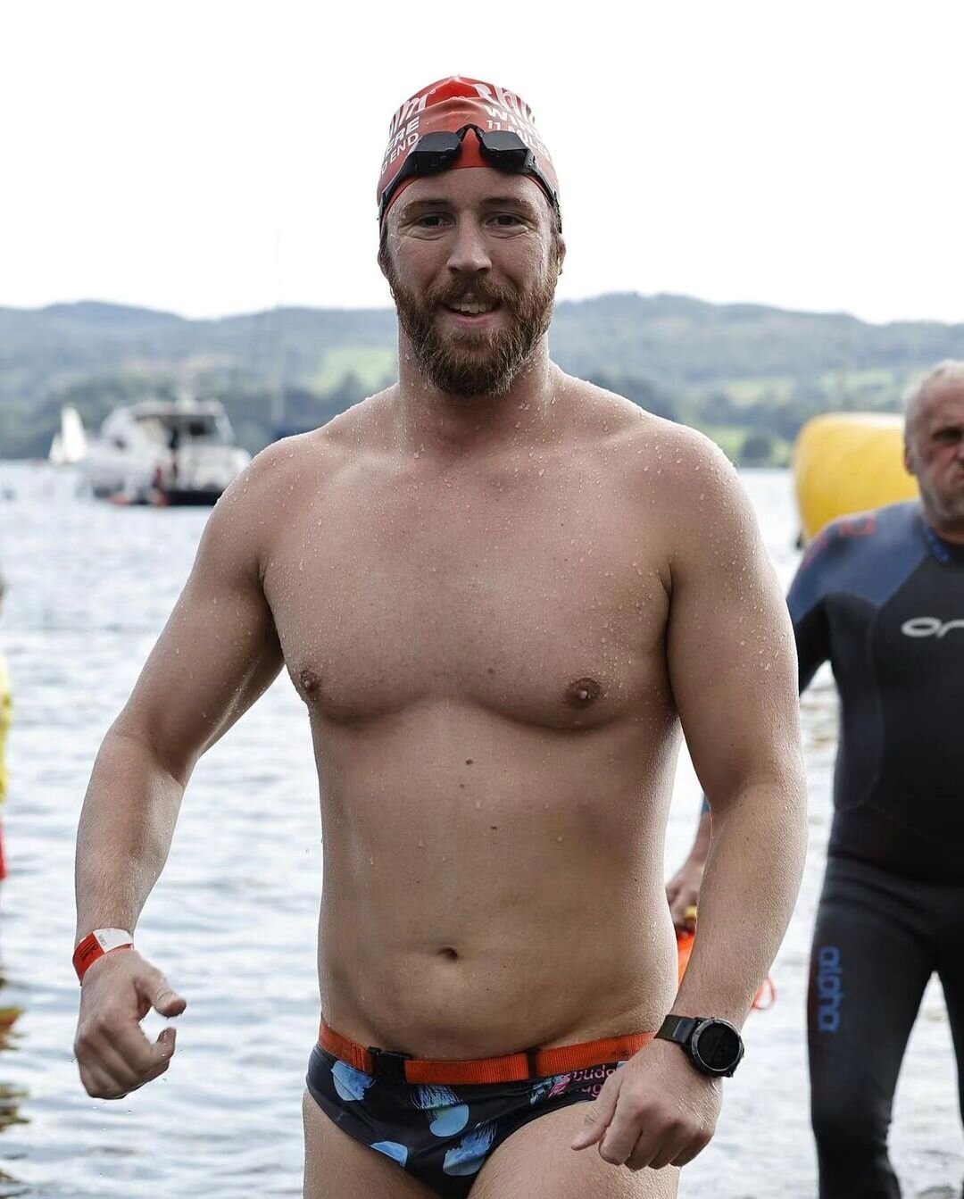 Congratulations to our Brighton coach on his 11-mile swim 👴🏻🏊&zwj;♂️ #chillswimwindermere #aginggracefully @chillswim_uk @aquasphere
Reposted from @andyswimstagram