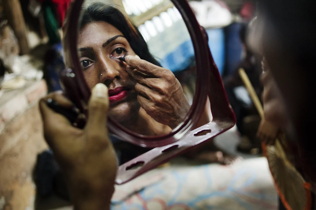 hijras31L.jpg