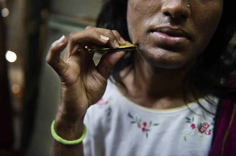 hijras25L.jpg