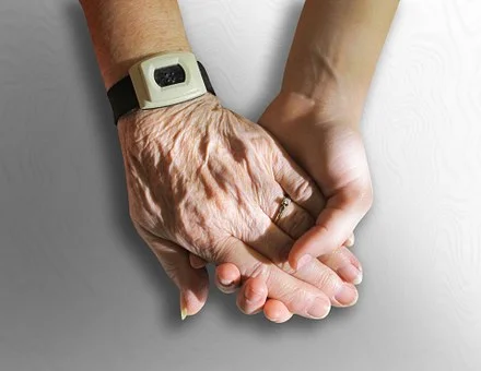 hands-216982__340.jpg