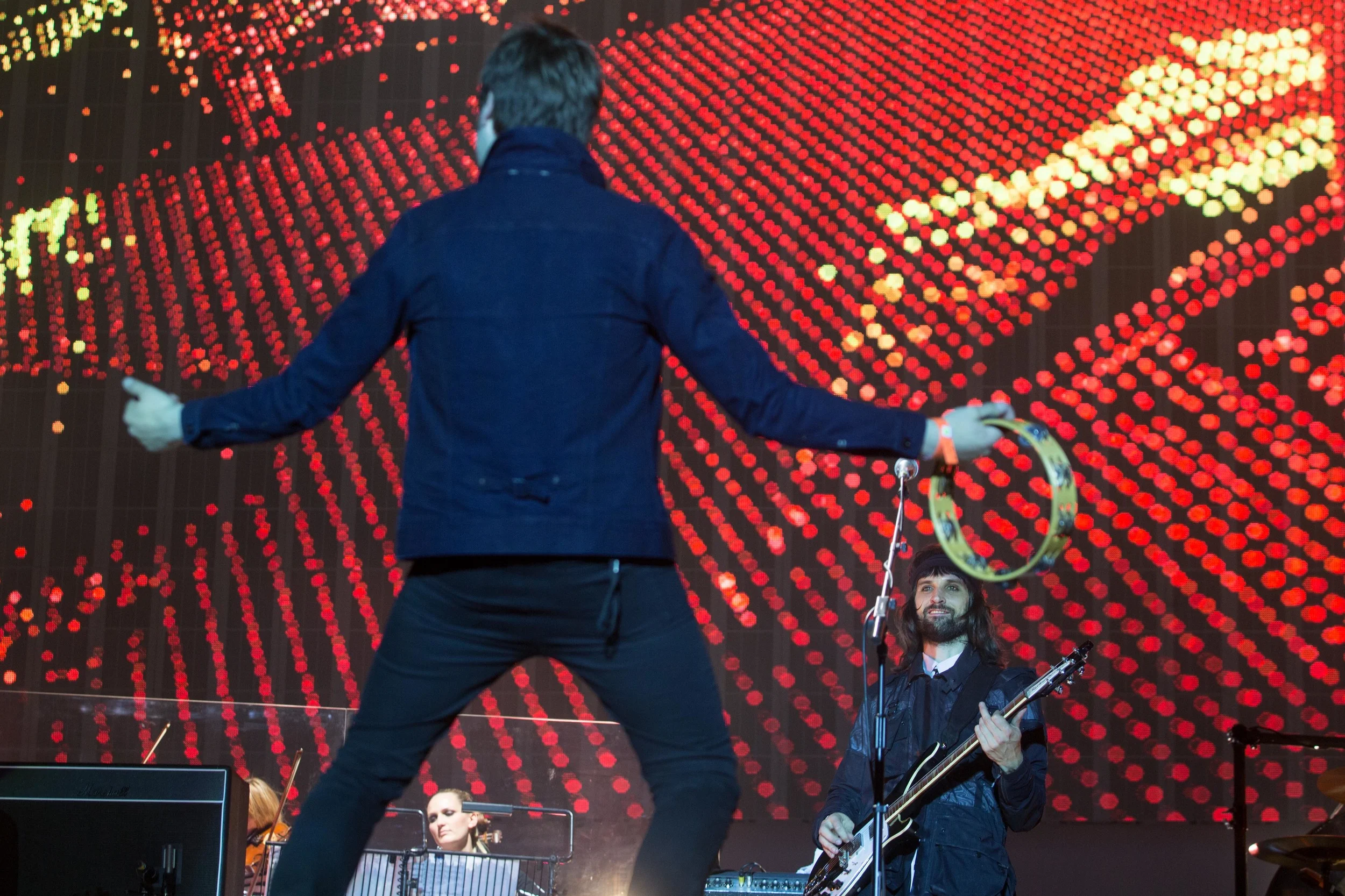 Kasabian_AW64.jpg