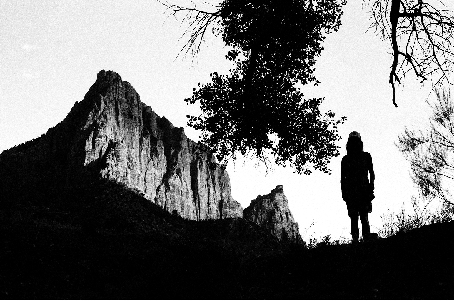 Happy Monday Friends! Sorry for the lack of Journal posts the last few days. The beautiful thing, and at the moment the bummer thing, about having a film photography Journal is that sometimes it takes much longer then we hoped to get the images developed. Adam ships all of his film to a lab in San Clemente, CA to have it developed and scanned, before it gets emailed to him and the negatives are shipped to his parents house in Santa Barbara. It's quite a process and one part of the small challenges we face living on the road. We should be receiving two new rolls today and I look forward to sharing with you soon! Meanwhile, this is my very favorite portrait Adam took of me in Zion National Park. 