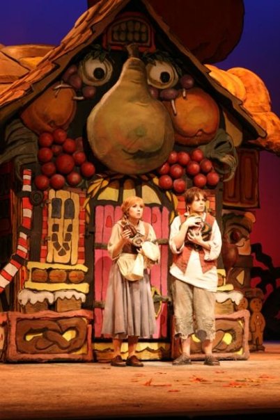 Hansel-Tulsa Opera with Maureen MacKay