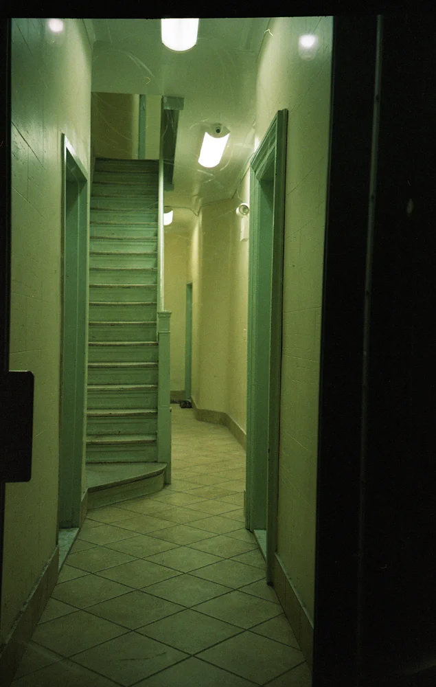 Img050.jpg