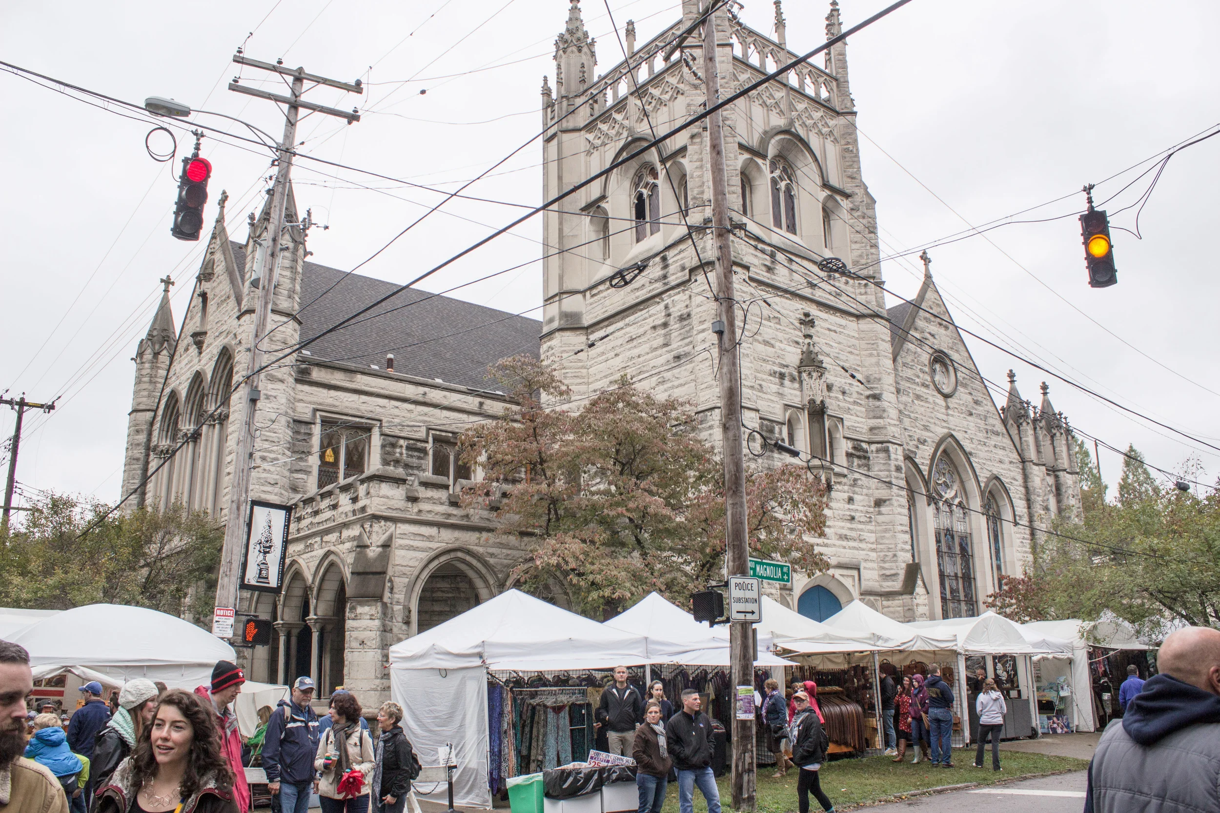 St. James Court Art Festival, the largest art festival in Kentucky!