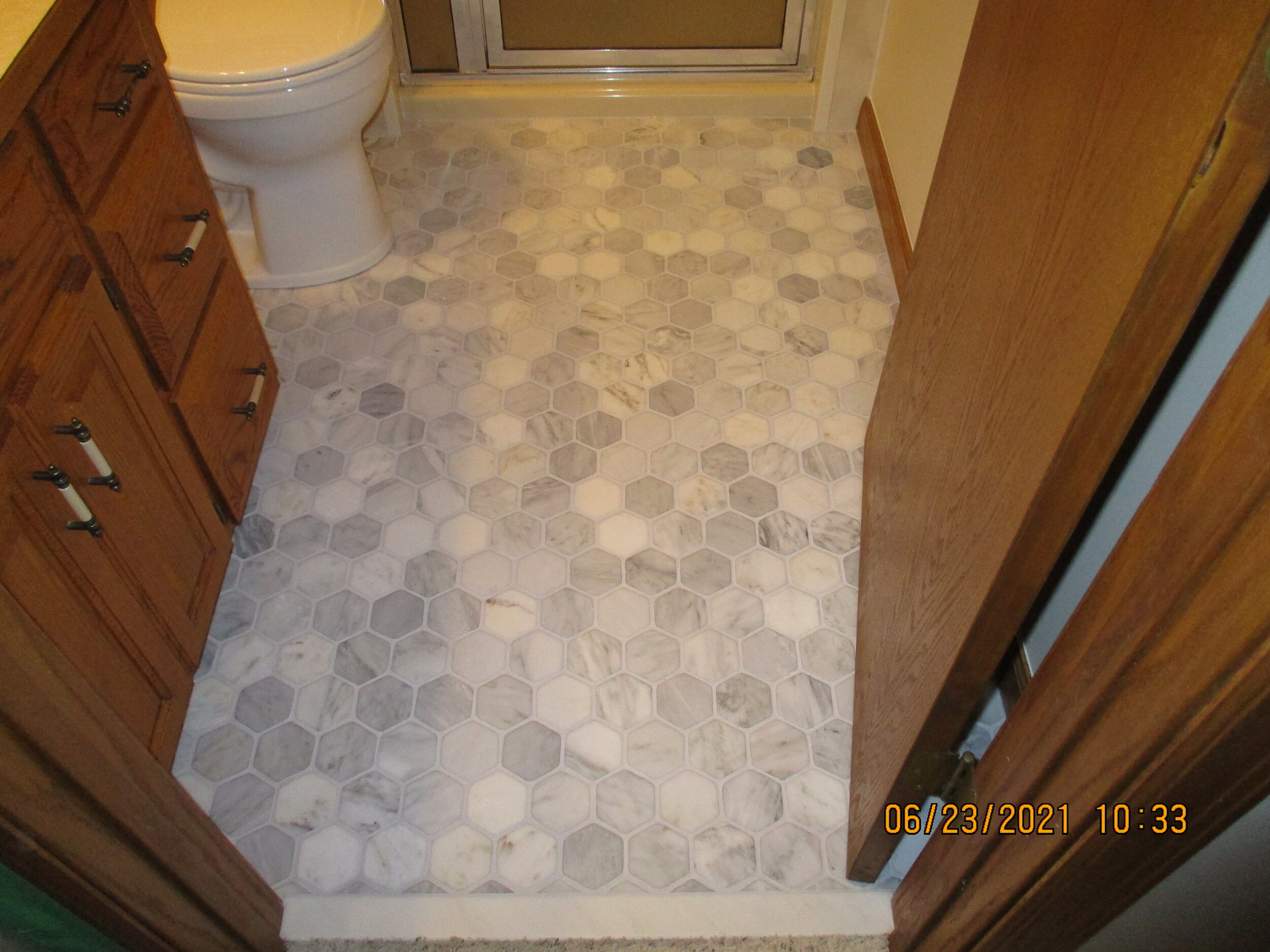 New marble floor tile