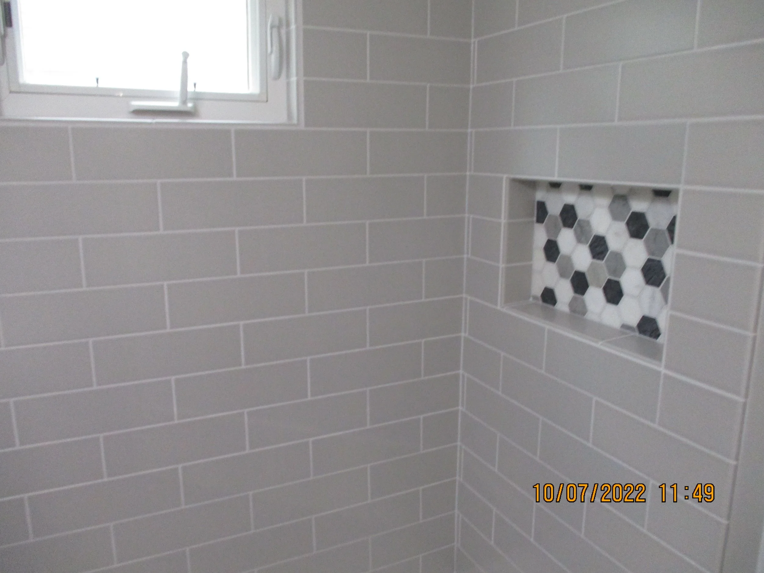 New recessed niche and wall tile 