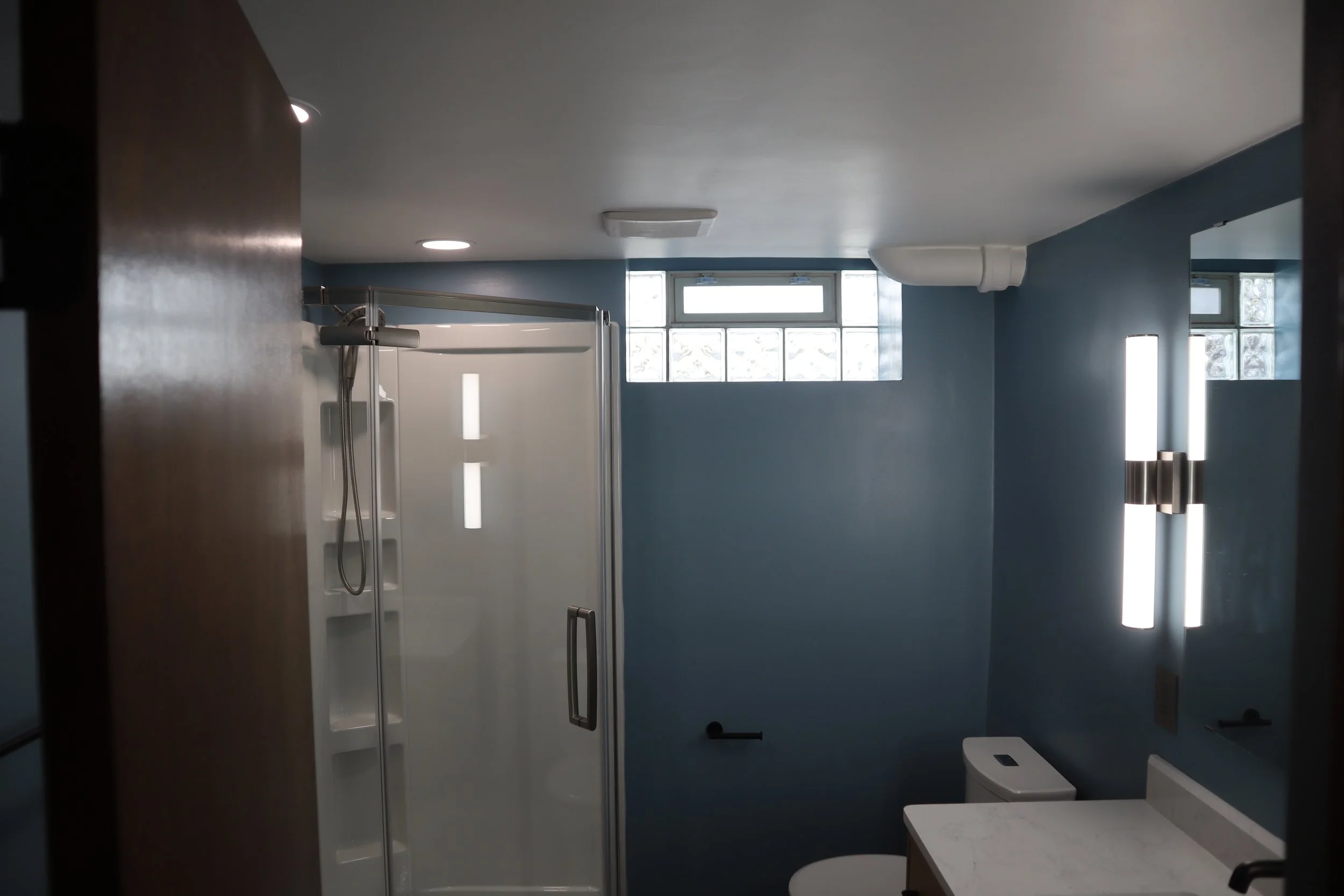 2025- Neo Angle Fiberglass shower unit