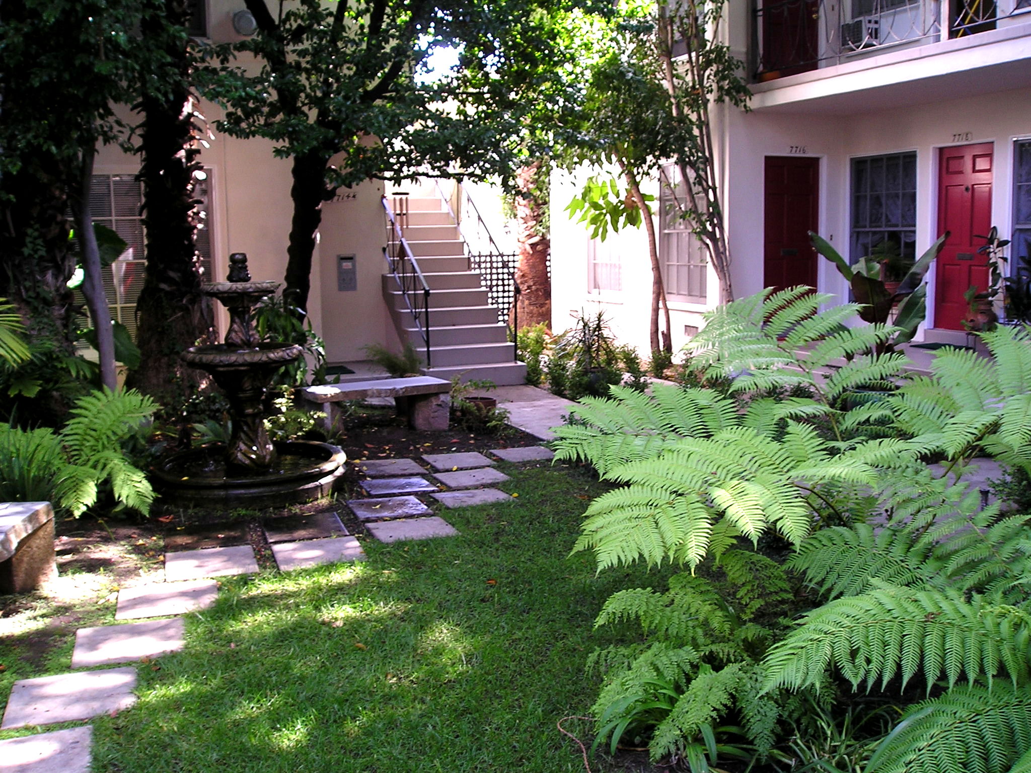 Garden Area Hollywood Blvd Los Angeles